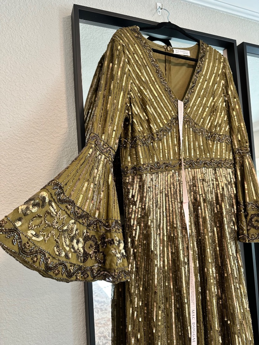 Mac Duggal Embellished Bell Sleeve V-Neck Tea Length Dress Size 14 - Picture 5 of 7